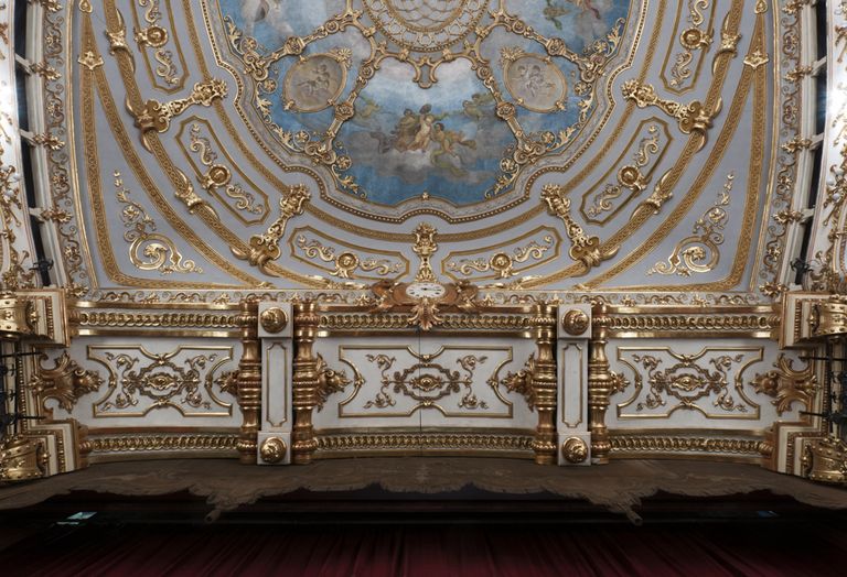 Piacenza, Teatro Municipale, particolare del velario e dell'arcoscenico (foto Andrea Scardova, IBC) 2016